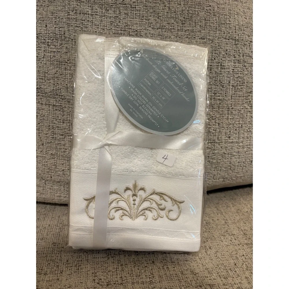 Europa Fine Linens Guest Towel Set 2pc White‎ Egyptian Cotton Gold Embroidered